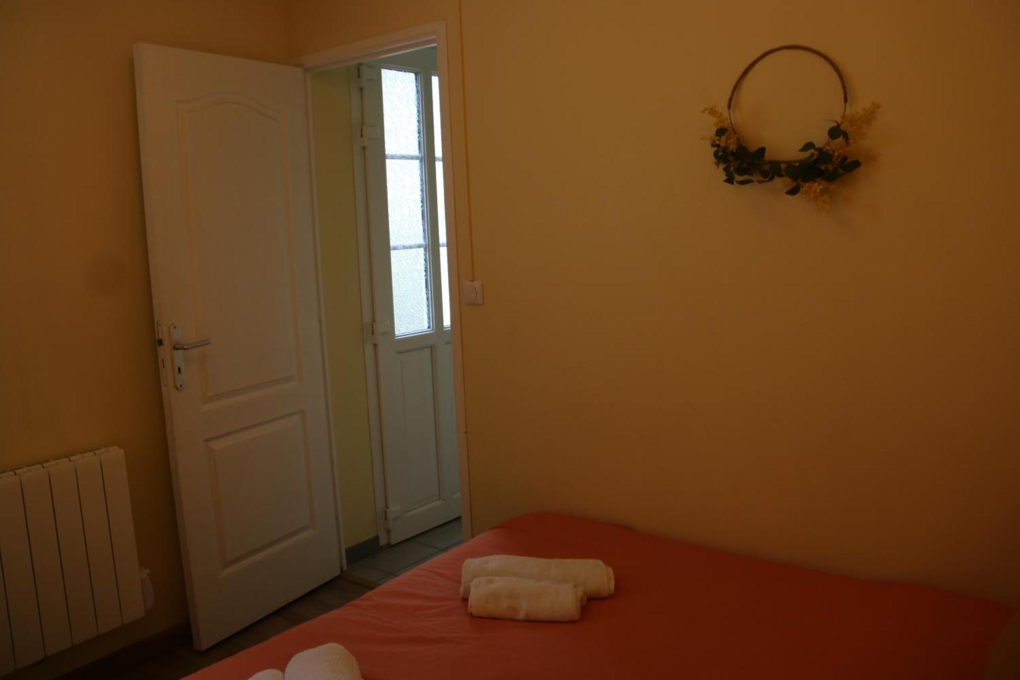 Maison Au Calme 2 Chambres Centre De Caen Luaran gambar